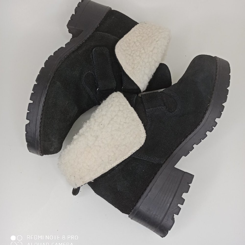 Newport news Black suede leather booties - Picture 3 of 10